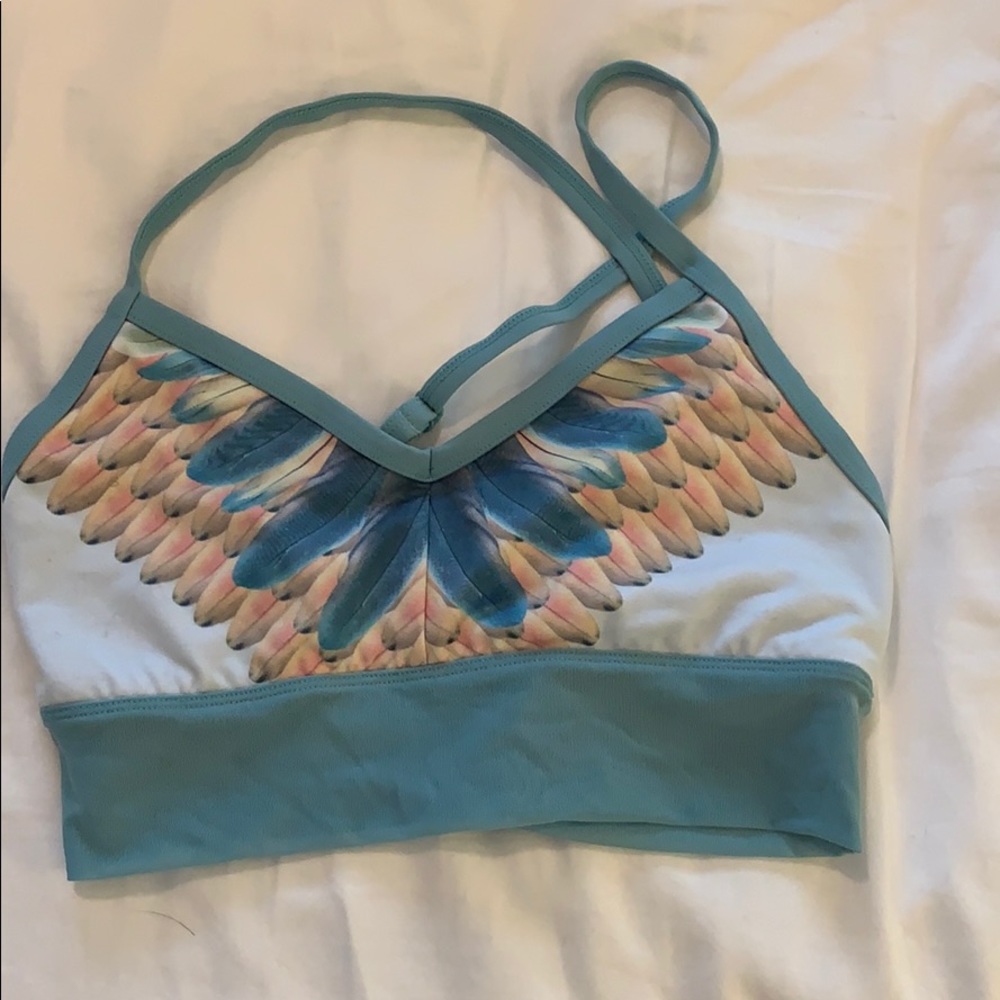 SOLD! Alo yoga sports bra